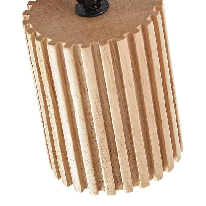 Lindby Deckenstrahler Stralino - L x B x H: 101,6 x 9 x 18,5 cm, Holz hell, GU10 - Geriffelter hellbrauner Holzfuß mit schwarzem Metallbeschlag.