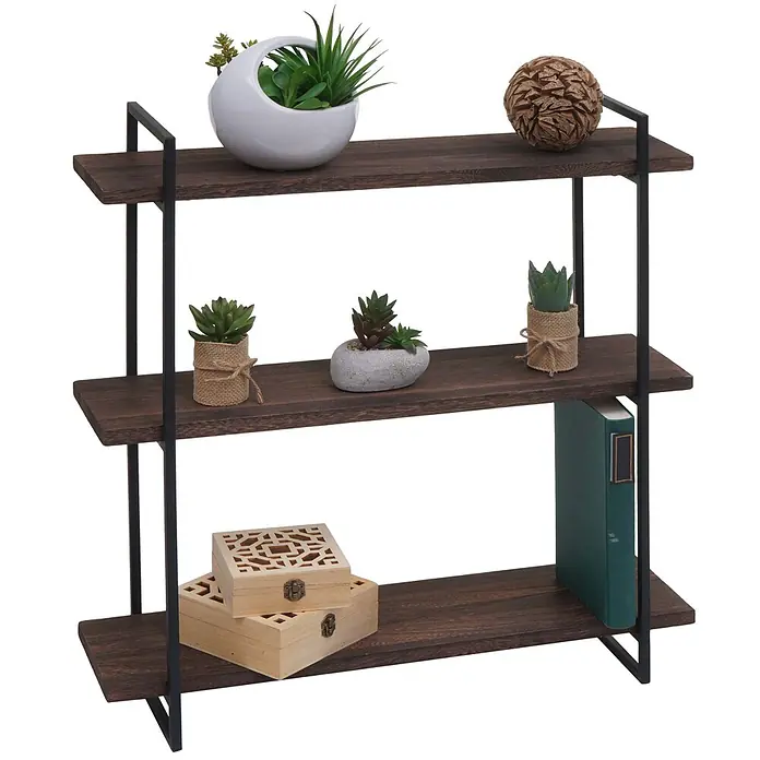 Berlinlodge Holzregal Wandregal - Anzahl Böden: 3 Stk., Einhängen, Dunkelbraun - Dreistöckiges Regal mit dunkelbraunen Holzablagen und schwarzem Metallrahmen, dekoriert mit kleinen Pflanzen und Accessoires.