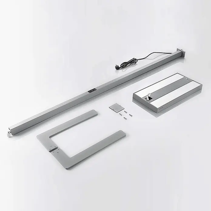 Arcchio Stehleuchte Logan Ultra - alu / grau / zink, alu / grau / zink - Zerlegte graue Metall-Stehleuchte: langer Ständer mit Kabel, rechteckiger Sockel, U-förmiger Fuß und Schrauben.