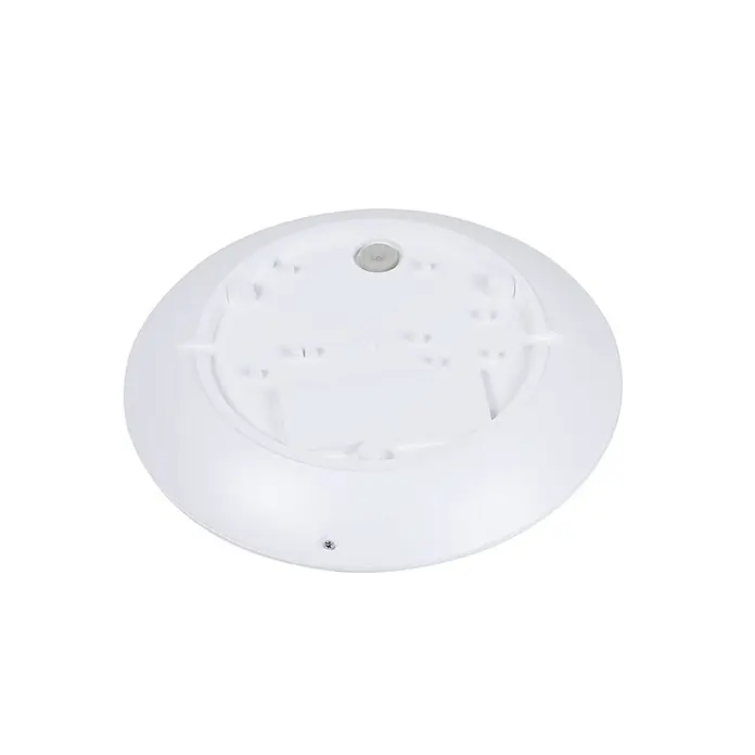 Lindby Außenwand- & Deckenleuchte Naira - weiß / opal, weiß / opal, IP65 - Weißes rundes Gerät, Unterseite mit geformten Strukturen und einer sichtbaren Schraube.