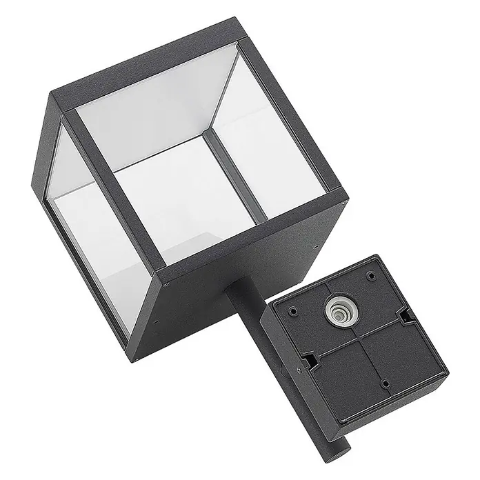 Lucande Außenwandleuchte Cube - schwarz, IP54 - Dunkelgraue Außenleuchte mit klaren Glasscheiben, quadratischem Rahmen und Montagebasis.