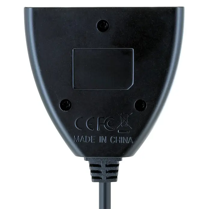 Schwaiger HDMI-Umschalter Manueller 2-Port HDMI Switch / Umschalter mit Kabel - Schwarz - Rückseite eines schwarzen Kunststoffadapters mit Kabel, zeigt Prüfzeichen, drei Schrauben und 'MADE IN CHINA'.