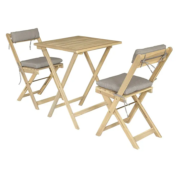 Happy Garden Gartentisch-Set BENAGIL - Gesamtumfang: 3 -tlg., Akazie - Klappbares Bistro-Set aus Holz mit Tisch und zwei Stühlen, ausgestattet mit hellgrauen Kissen.