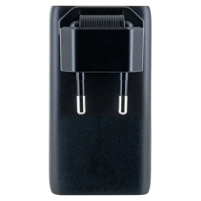 Schwaiger USB-Ladeadapter 230V USB-A USB-C - Schwarz - Schwarzes Netzteil mit zwei silbernen Eurosteckerstiften.
