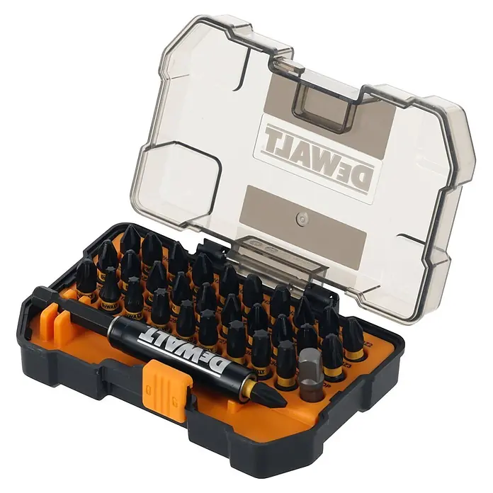 DeWalt Set de puntas McLaren - 32 pzs. - Juego de brocas DeWalt abierto con brocas negras variadas, portapuntas y organizador naranja/negro en una caja de plástico transparente.