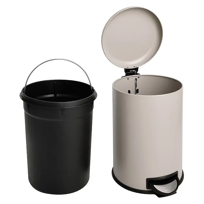 SVITA Treteimer T20 - 20 l, Metall, Beige - Ein hellgrauer Treteimer mit offenem Deckel, daneben der herausnehmbare schwarze Kunststoffeinsatz.