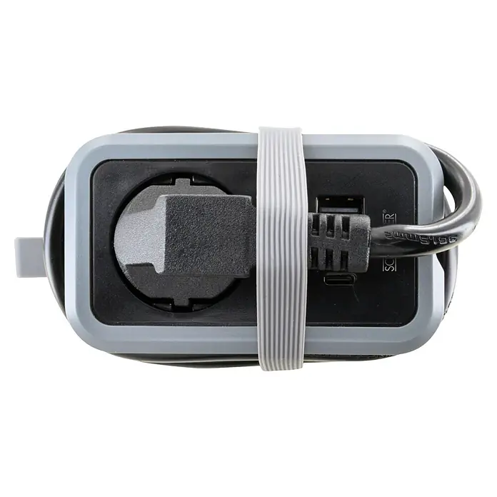 Schwaiger USB-Ladeadapter Schuko, USB-A, 2 x USB-C - Schwarz - Grau-schwarze Steckdosenleiste mit Eurostecker, USB-Kabel und Gummiband.