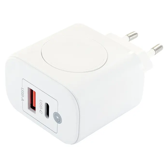 Schwaiger USB-Ladeadapter USB-A, USB-C - Weiß - Weißes Wandladegerät mit USB-A- und USB-C-Anschlüssen und EU-Stecker.