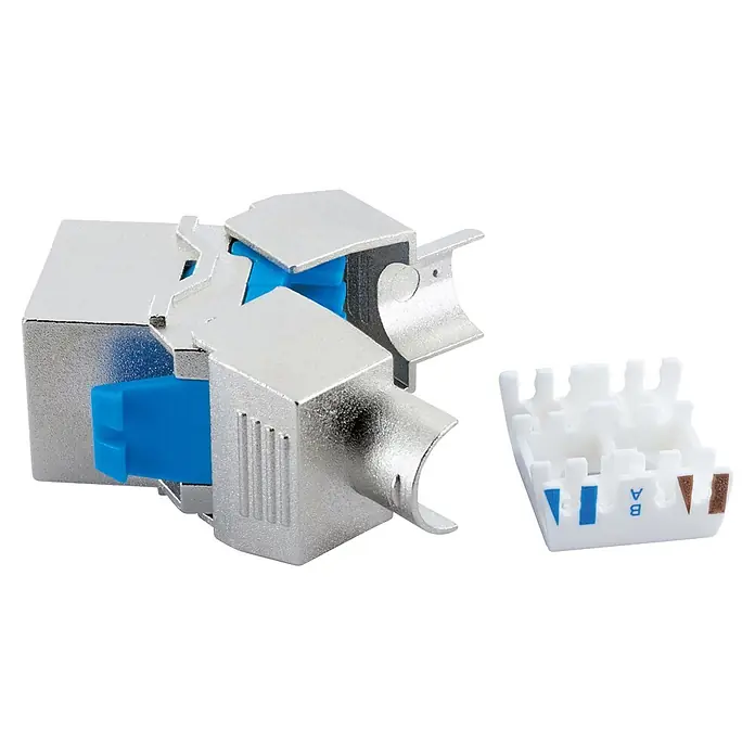 Schwaiger Netzwerk-Stecker Keystone CAT8-Modul werkzeuglos - Silber - Abgeschirmte Netzwerk-Keystone-Buchse mit blauem Einsatz und separater weißer Anschlusskappe mit T568A/B-Markierungen.
