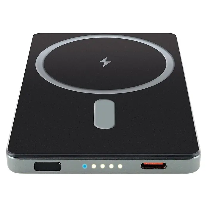 Schwaiger Powerbank magnetisch Wireless - Schwarz - Schwarzes, rechteckiges tragbares Ladegerät mit hellgrauem, kabellosem Ladepad, Blitzsymbol, Taste und LED-Anzeigen.