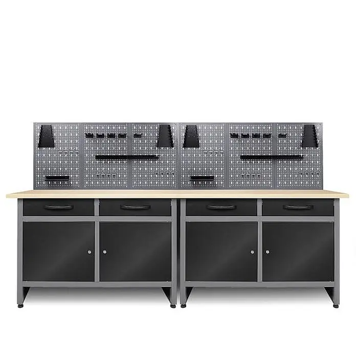 Ondis24 Werkbank-Set - L x B: 240 x 60 cm, Arbeitshöhe: 850 mm, Metall - Metallwerkbank mit Holzplatte, schwarzen Schränken, Schubladen und einer grauen Lochwand mit verschiedenen Werkzeughaltern.