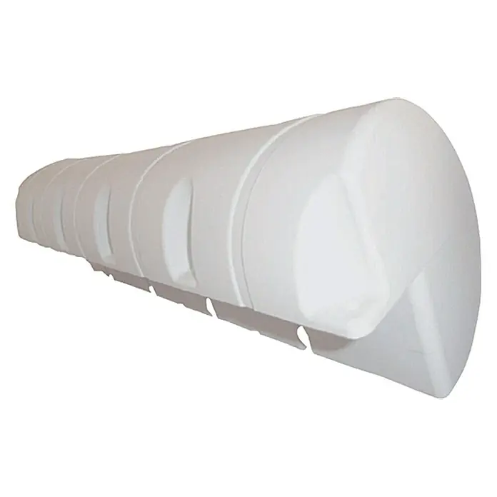 Talamex Stegfender Dick - 24 x 110 x 24 cm, Gerade, Weiß, PVC - Nahaufnahme einer weißen Markisenkassette, die Wetterschutz bietet und das Markisentuch vor Umwelteinflüssen schützt.