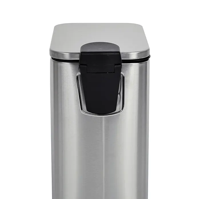 SVITA Treteimer ST5 - 5 l, Metall, Silber - Hoher, rechteckiger Abfalleimer aus gebürstetem Edelstahl mit schwarzem Soft-Close-Deckelmechanismus.