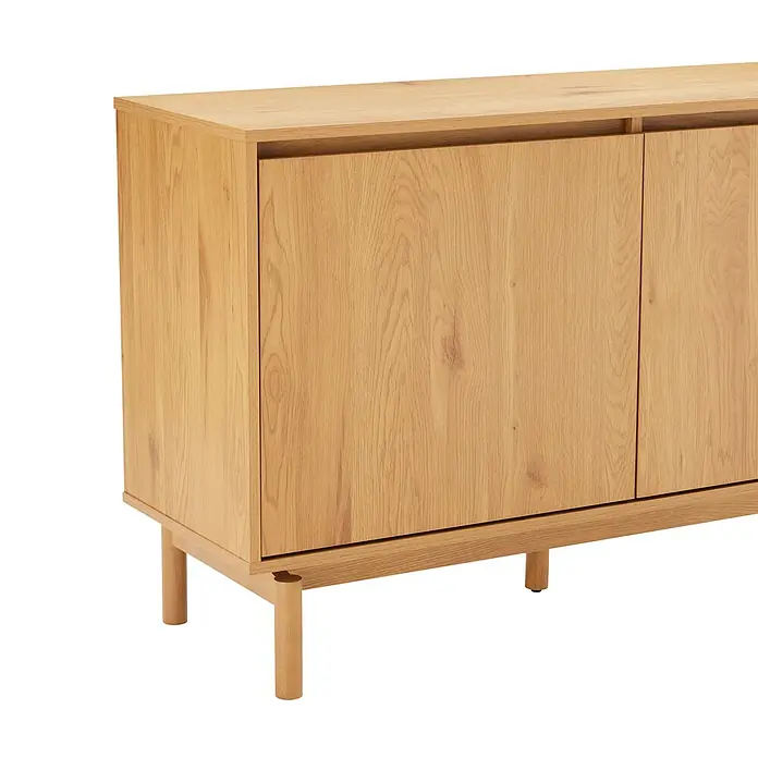 Happy Garden Kommode SARAH - Helles Holz - Sideboard aus heller Eiche mit zwei Türen und kurzen, runden Beinen.
