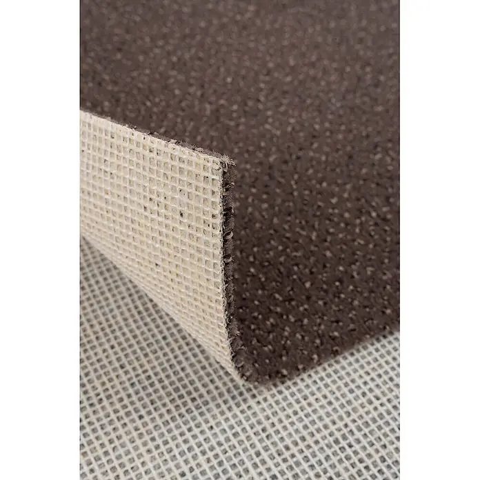 Bricoflor Teppichboden Meterware 2,5x4m, Velours gemustert, dunkel-braun - Velours, 100 % Polyamid (PA), dunkel-braun - Beige, rutschfeste Teppichunterlage mit Gittermuster unter einem braunen Teppich zur sicheren Fixierung.
