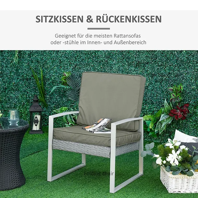 Outsunny Sitzauflage - Niederlehner, 1 Stk., 100% Polyester, Dunkelgrau - Grauer Outdoor-Stuhl mit olivgrünen Kissen, Rattan-Sitz und Metallrahmen für den Außenbereich.