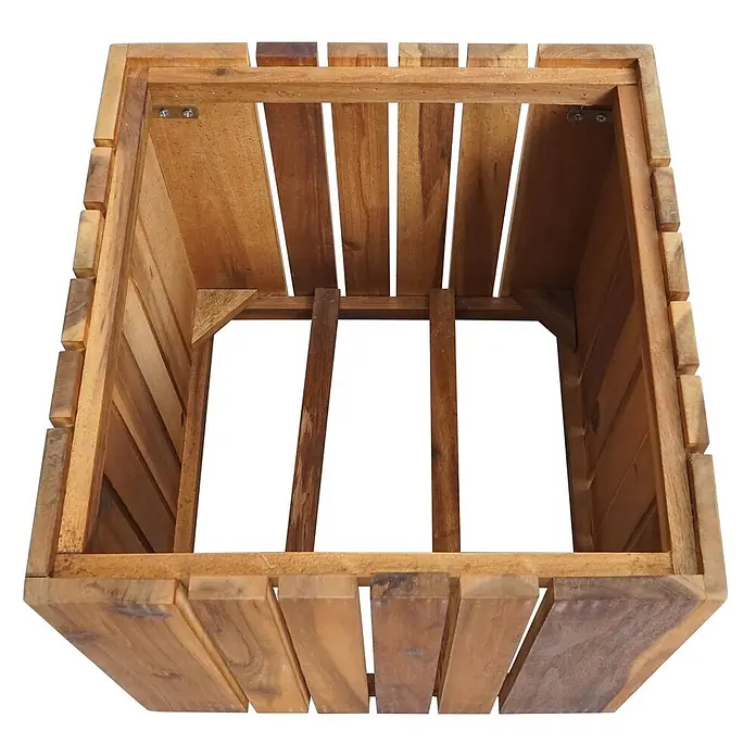 Proregal Pflanzkasten Eckig - 1 Stk., Holz, Braun - Naturbrauner hölzerner Pflanzkasten mit Lamellenseiten, von oben gesehen, der seine offene Oberseite zeigt.