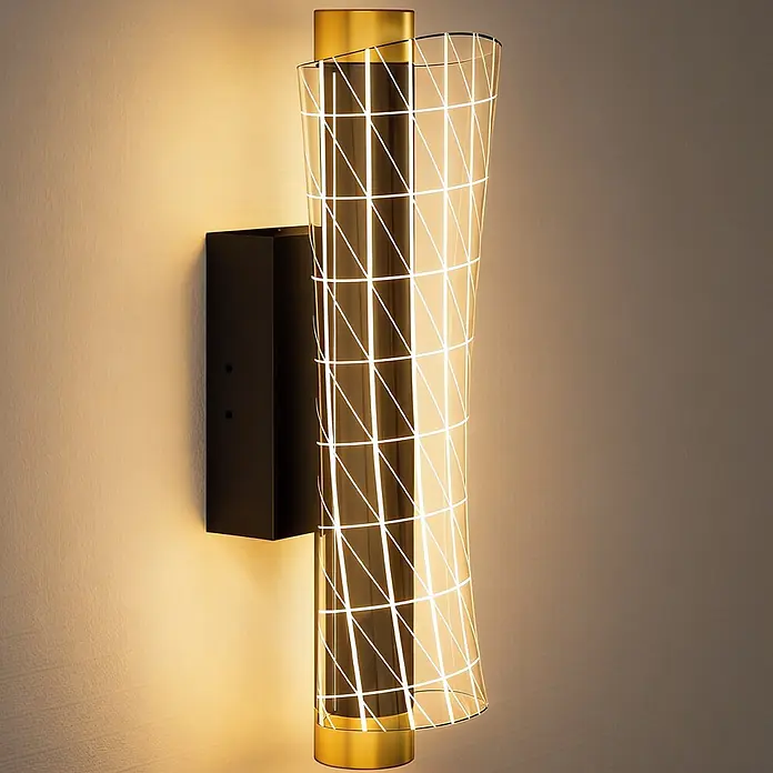 Homcom LED-Wandleuchte - 9 W, Schwarz, Schwarz - Moderne Wandleuchte mit schwarzer Basis, goldenen Enden und einem transparenten zylindrischen Schirm mit Gittermuster, an einer Wand montiert.