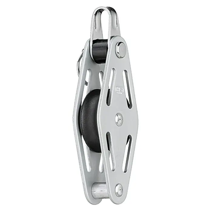 Sprenger Block - 6 mm, Bruchlast: 450 kg, Hundsfott, Gleitlager, 30 x 10 mm, Arbeitslast: 112 kg - Das Bild zeigt einen einzelnen Block mit einem silbernen Gehäuse und einer schwarzen Rolle, der für verschiedene Hebeprojekte verwendet wird.