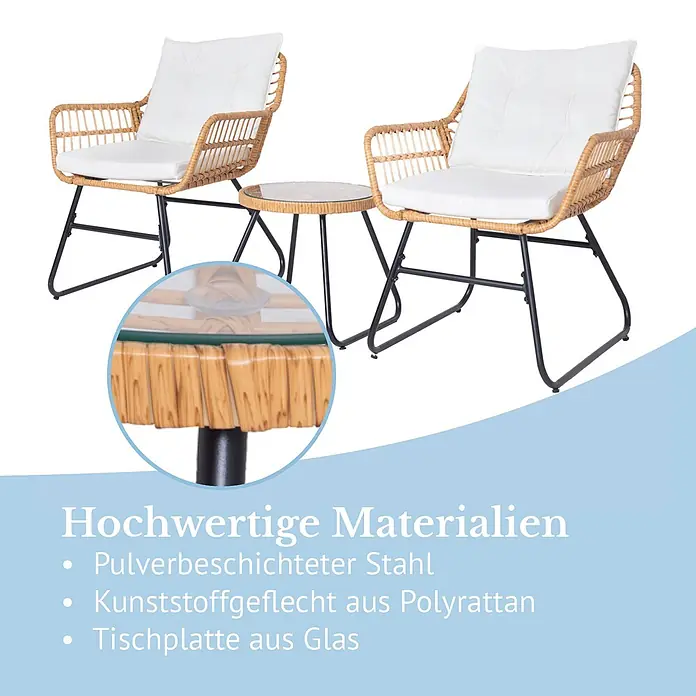 SVITA Balkonmöbel-Set AMALFI - 3 -tlg., Polyrattan, Polyester (180 g/m²) - Zwei Polyrattan-Sessel mit weißen Kissen und einem runden Glastisch mit schwarzem Stahlgestell.