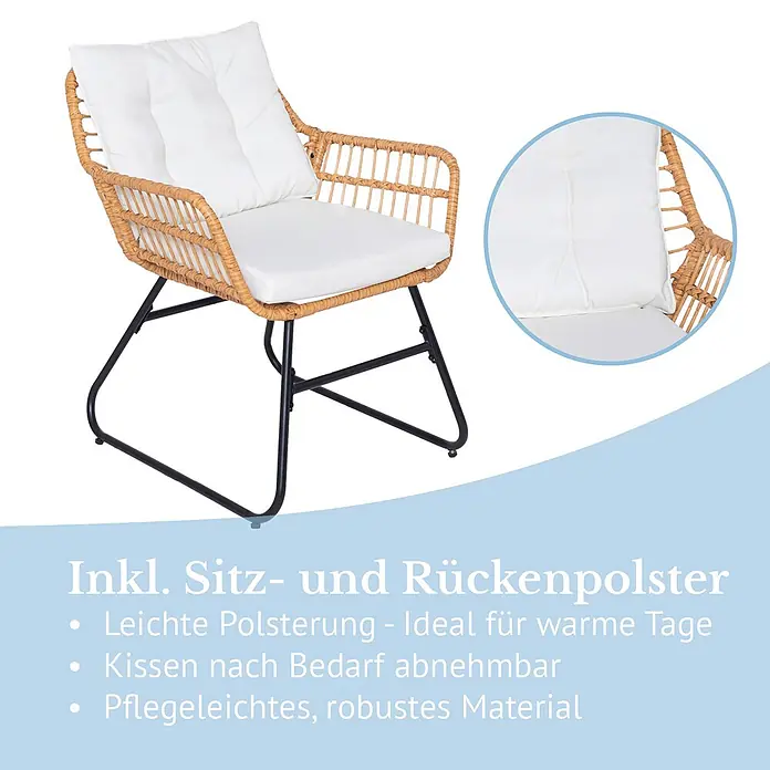 SVITA Balkonmöbel-Set AMALFI - 3 -tlg., Polyrattan, Polyester (180 g/m²) - Sessel in Rattan-Optik mit schwarzem Metallgestell und weißen Sitz- und Rückenkissen.