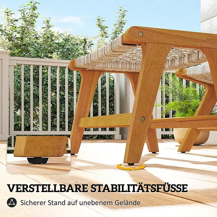 Outsunny Garten-Loungesessel - 1 Stk., Akazienholz, PP-Rattan, Beige, Holz - Holzmöbelbein mit verstellbarem schwarzen Standfuß für sichere Stabilität auf unebenem Gelände.