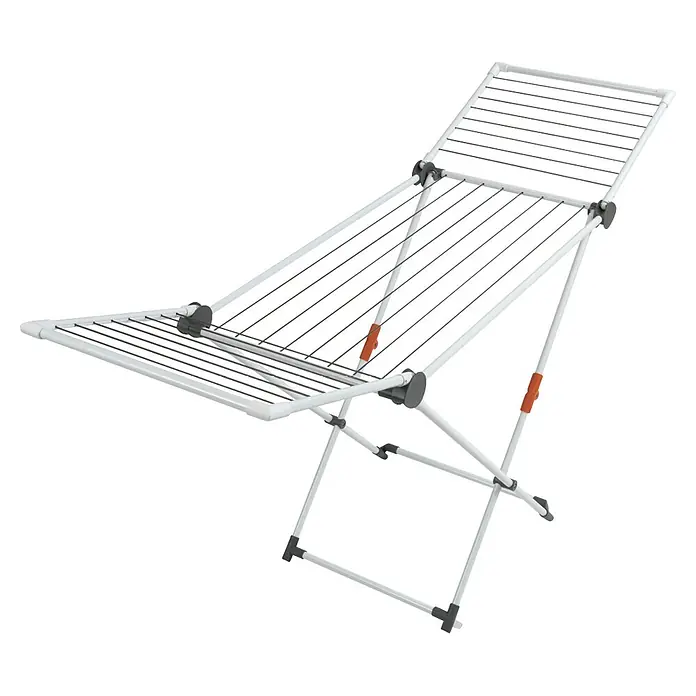 Juwel Flügel-Wäscheständer SuperDry Maxi - Länge Wäscheleine: 20 m, L x B x H: 117,4 x 57,9 x 7,9 cm, Obsidian Grey - Weißer Wäscheständer mit grauen Gelenken und orangen Akzenten, ausgeklappt und einsatzbereit.