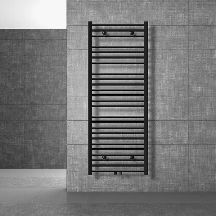 LuxeBath Badheizkörper Designheizkörper Sahara 600x1500mm Durchgang gerade Schwarz - Schwarz - Schwarzer vertikaler Handtuchheizkörper.