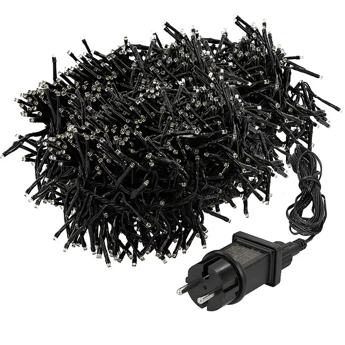 ECD Germany LED-Clusterlichterkette 2016 LEDs 14,5m für Innen & Außen IP44 Warmweiß - Außen, 2.016 Stk., Netzbetrieben - Schwarze Lichterkette mit klaren LED-Lampen und einem schwarzen europäischen Stecker.