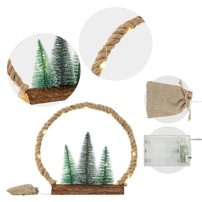 ECD Germany LED-Weihnachtsdekofigur Dekobaum beleuchtete Winterlandschaft Tannenbaum Deko Holzbaum - Braun, Grün, Akkubetrieben, LED - Seilring-Dekoration mit integrierten Lichtern, Holzsockel und Miniatur-Tannenbäumen. Batteriefach in Jutesäckchen enthalten.