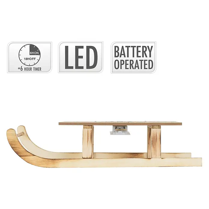 ECD Germany LED-Weihnachtsdekofigur Dekoschlitten Retro Rodel Holzschlitten Winterdeko - 42 x 16 x 9,5 cm, Braun, Akkubetrieben, LED - Seitenansicht eines hellen hölzernen Dekoschlittens mit LED-Beleuchtung, batteriebetrieben und 6-Stunden-Timer.