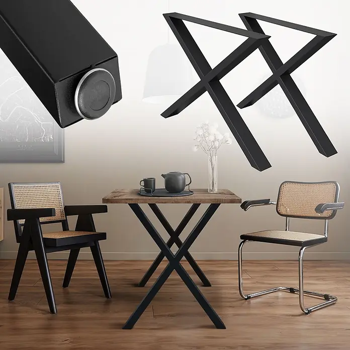 ECD Germany Tischgestell Kreuzgestell Metall Tischkufen - L x B x H: 8 x 60 x 72 cm, Stahl - Schwarze X-förmige Metalltischbeine mit verstellbaren Füßen, als Produkt und an einem Holztisch montiert dargestellt.