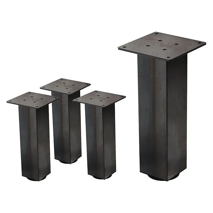 ML-Design Tischgestell 4er Set Bankkufen 30 cm Industrial Möbelbeine für Couchtische Bänke - Stahl - Vier dunkelgraue rohe Stahlmöbelfüße mit quadratischen Montageplatten und verstellbaren Füßen.