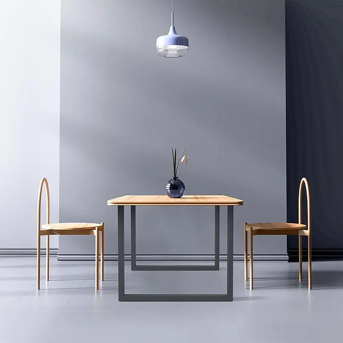 ECD Germany Tischgestell Tischgestell 90x72 cm Anthrazit Bankkufen Industriedesign Möbelfüße Metall - Stahl - Minimalistischer Essbereich mit hellem Holztisch, zwei Stühlen und einer lavendelfarbenen Pendelleuchte.