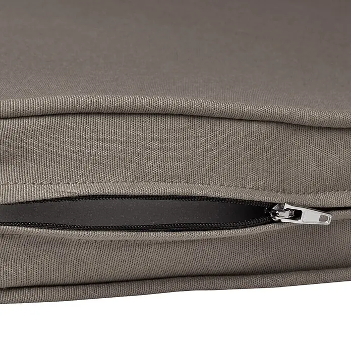 Beautissu Bankauflage Loft BK - Gartenbank, 1 Stk., Polyester, Taupe - Nahaufnahme eines grauen, gewebten Outdoor-Kissens mit teilweise geöffnetem schwarzem Reißverschluss und Metallgriff.