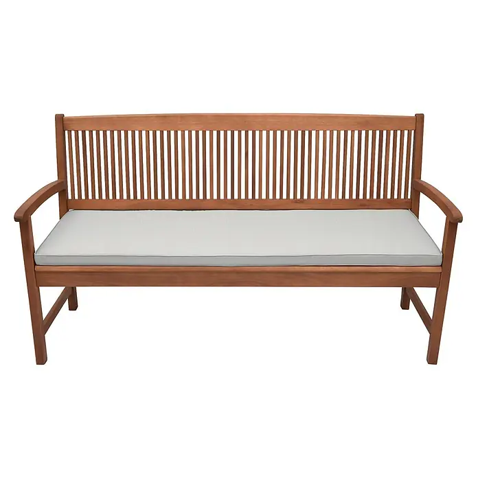 Beautissu Bankauflage Base BK - Gartenbank, 1 Stk., L x B x H: 180 x 48 x 5 cm, Polyester, Hellgrau - Braune Holzgartenbank mit Lattenrückenlehne und Armlehnen, mit hellgrauem Sitzkissen.