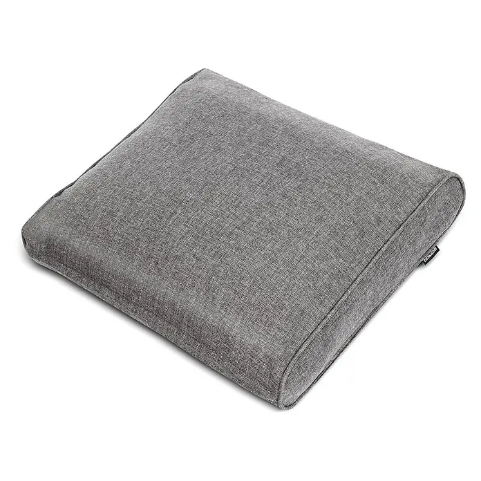Beautissu Sitzauflage Ilano - Outdoor Lounge, 1 Stk., L x B x H: 50 x 8 x 50 cm, Polyester, Hellgrau - Ein rechteckiges graues Stoffkissen mit abgerundeten Kanten und sichtbaren Nähten.