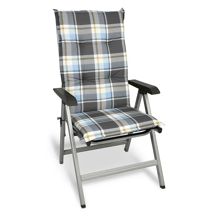 Beautissu Sitzauflage Sunny HL - Hochlehner, 4 Stk., Polyester, Blau - Klappbarer Gartenstuhl mit hoher Rückenlehne und hellgrauem Metallrahmen, mit kariertem Kissen in Blau, Grau, Weiß und Gelb.