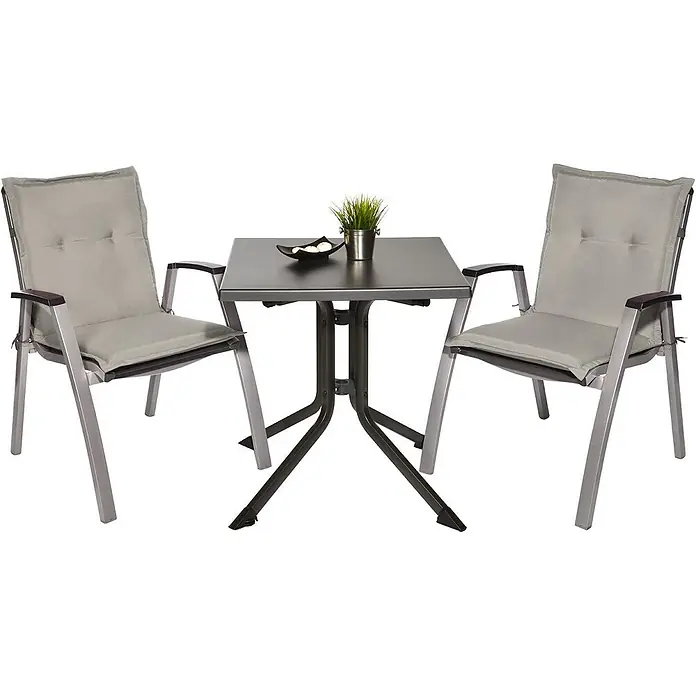 Beautissu Sitzauflage Loft Nl - Niederlehner, 8 Stk., L x B x H: 100 x 50 x 6 cm, Polyester, Hellgrau - Graues Metall-Bistro-Set mit quadratischem Tisch und zwei Stühlen mit hellgrauen Kissen. Eine kleine Pflanze und Dekoschale stehen auf dem Tisch.