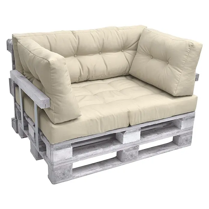 Beautissu Sitzauflage ECO Elements - Europalette, 2 Stk., Polyester, Natur - Sessel aus weiß getünchten Paletten mit dicken, beigen Polstern.