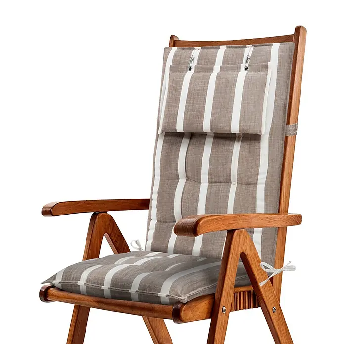 Beautissu Sitzauflage Sun-HL - Hochlehner, 1 Stk., L x B x H: 119 x 50 x 8 cm, Polyester, Natur-Weiß gestreift - Holzstuhl mit braun-weiß gestreiftem Kissen, verstellbarer Kopfstütze und Befestigungsbändern.
