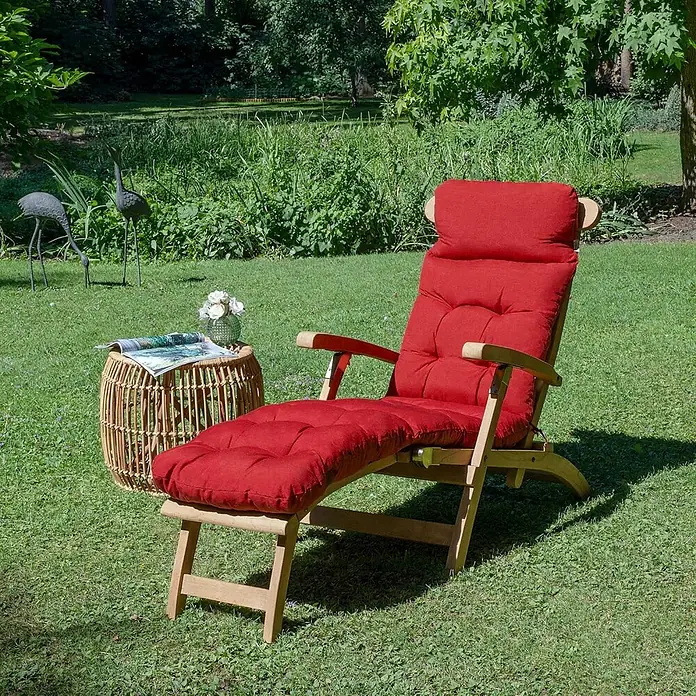 Beautissu Liegenauflage Flair DC - Deckchair, 2 Stk., L x B x H: 200 x 50 x 8 cm, Polyester, Rot - Bequemer roter gepolsterter Holz-Liegestuhl und Rattan-Beistelltisch für draußen.