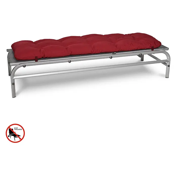 Beautissu Liegenauflage Flair RL - Rollliege, 1 Stk., L x B x H: 190 x 60 x 8 cm, Polyester, Rot - Silbernes Metallliege mit bequemer, gesteppter roter Auflage. Ideal zur Entspannung drinnen oder draußen.