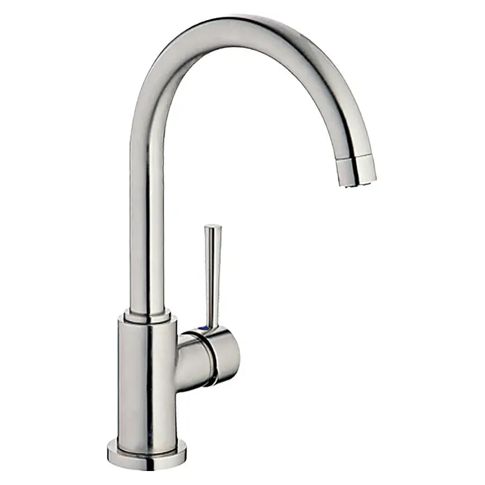 Camargue Merida Spültischarmatur - Niederdruck, Edelstahl - Ein moderner, gebogener Küchenarmatur aus Edelstahl mit einem einzelnen Griff zur Temperatur- und Wasserdruckregulierung.