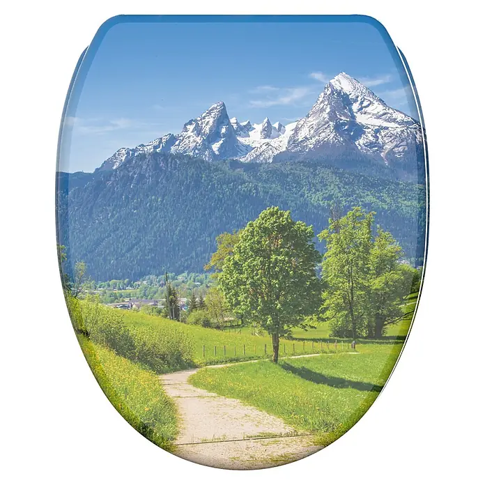 SANILO WC-Sitz Alpen mit Absenkautomatik - MDF, Grün, Mit Absenkautomatik - Toilettensitz mit lebhaftem Druck einer schneebedeckten Berglandschaft, grünen Bäumen und gewundenem Weg.