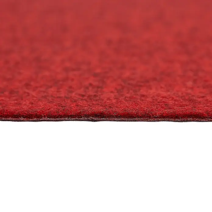 Teppichfliese Filzfliese - 40 x 40 cm, Rot, Selbstklebend, 100 % Polypropylen - Nahaufnahme eines leuchtend roten Filzteppichs oder Stoffes, der seine strukturierte Oberfläche und Dicke zeigt.