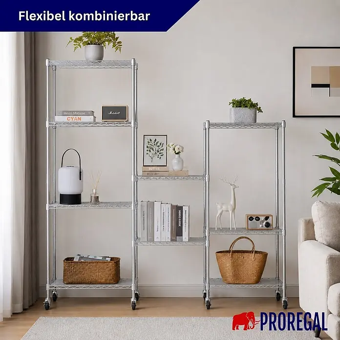 Proregal Metallregal 4er Set Gitterregal HADES mit Rollen - Traglast pro Boden: 75 kg, Anzahl Böden: 4 Stk., Stecken, Chrom Silber - Zwei verchromte Drahtregale auf Rollen, flexibel kombinierbar und zur Aufbewahrung im Wohnzimmer genutzt.