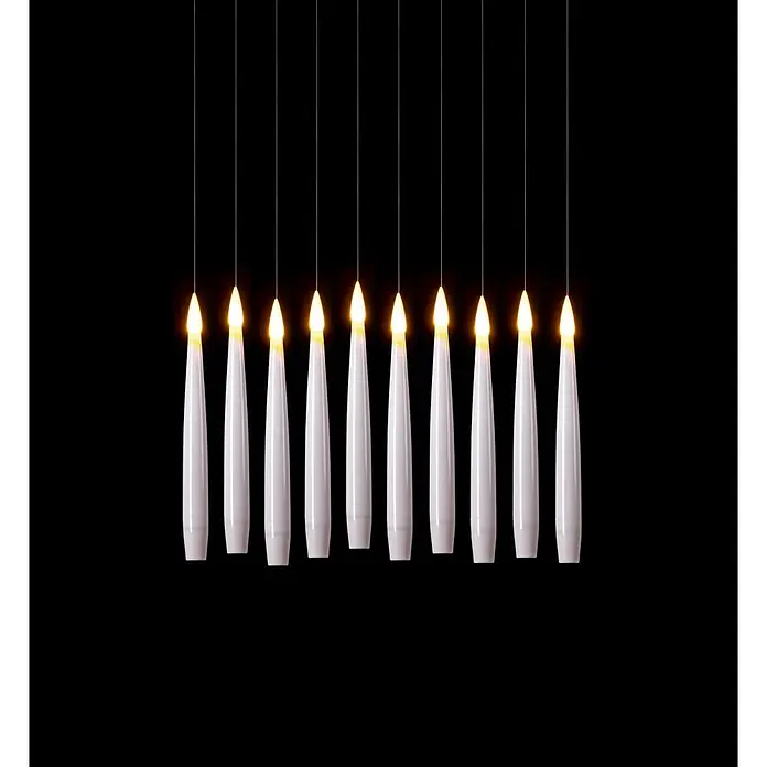 LED-Kerzen-Set Schwebend - Creme, 10 Stk., Warmweiß - Zehn weiße hängende LED-Kerzenlichter mit warmgelb leuchtenden Spitzen.