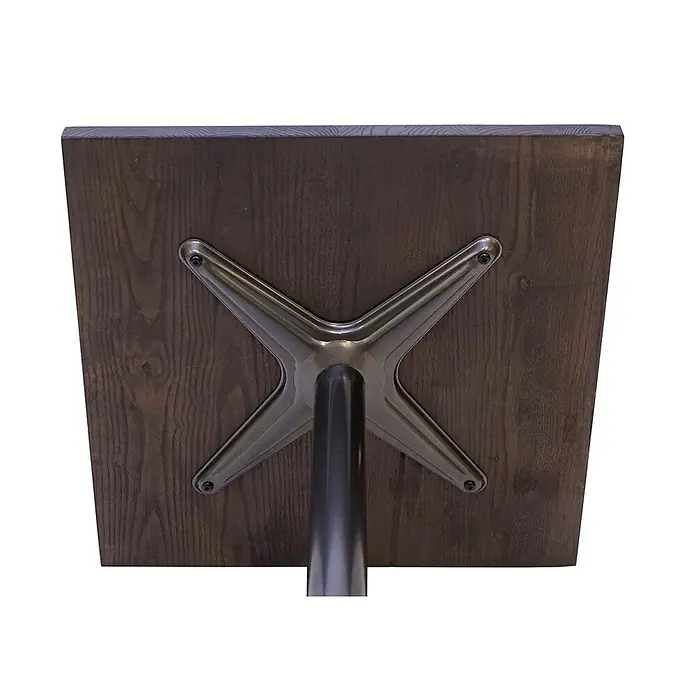 Chefgastro Gartentisch Bistrotisch - L x B x H: 60 x 60 x 76 cm, Ø x H: 60 x 76 cm, Eckig, Dunkelbraun - Unterseite einer dunkelbraunen Tischplatte aus Holz mit silber-grauer, sternförmiger Metallbasis.