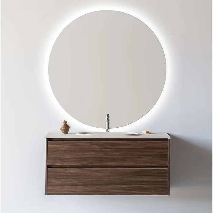 Poalgi Badmöbel-Set BÜL - Gesamtbreite Badmöbel: 80 cm, Nussbaum und Perle, Matt - Wandmontierter Waschtisch aus dunklem Holz mit weißem Waschbecken, Chromarmatur und beleuchtetem Rundspiegel.